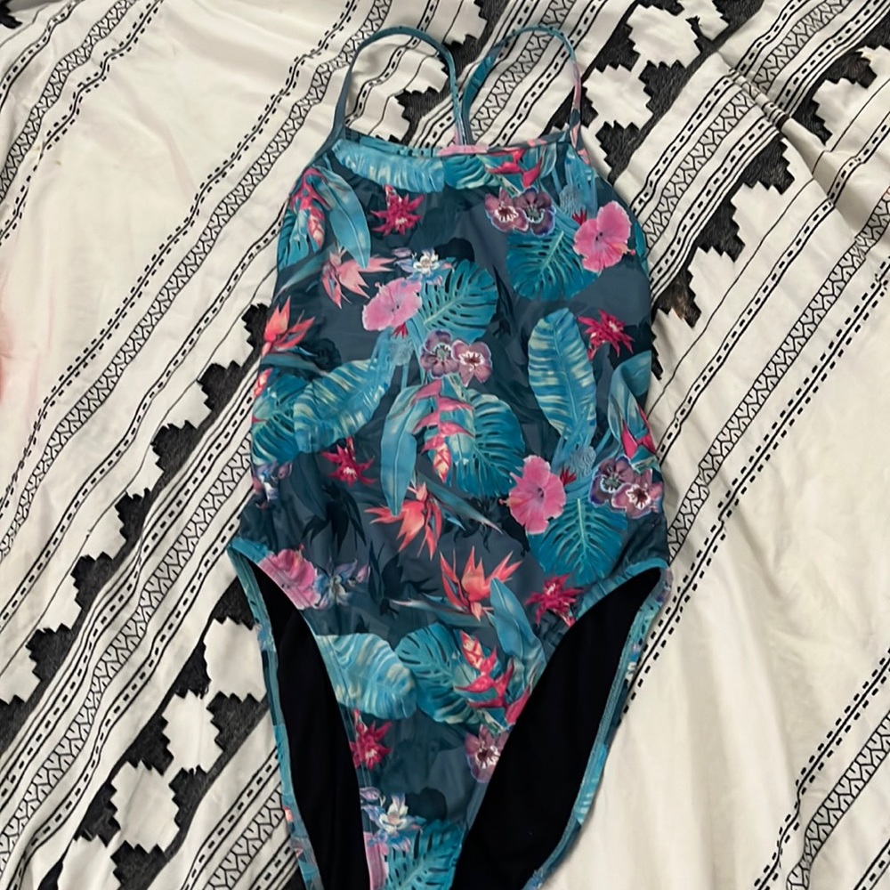 JOLYN BRANDON 2 SIZE 30!!!